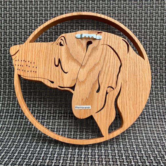Vintage carved wood dog wall hanging - Picture 2 of 2